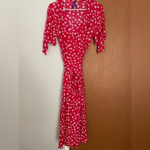 Seraphine Red & white flowers / size 6